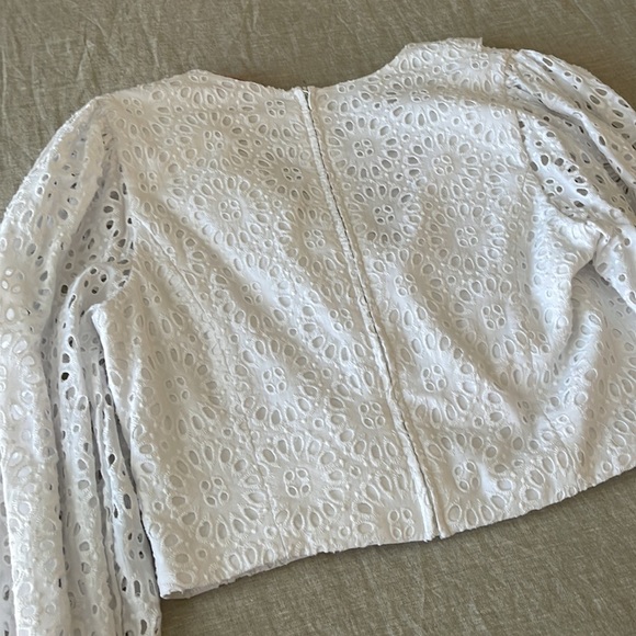 Lilly Pulitzer Roca Crop Top - Picture 4 of 7